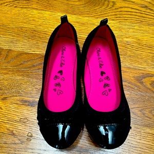 Gently worn girl dress shoes